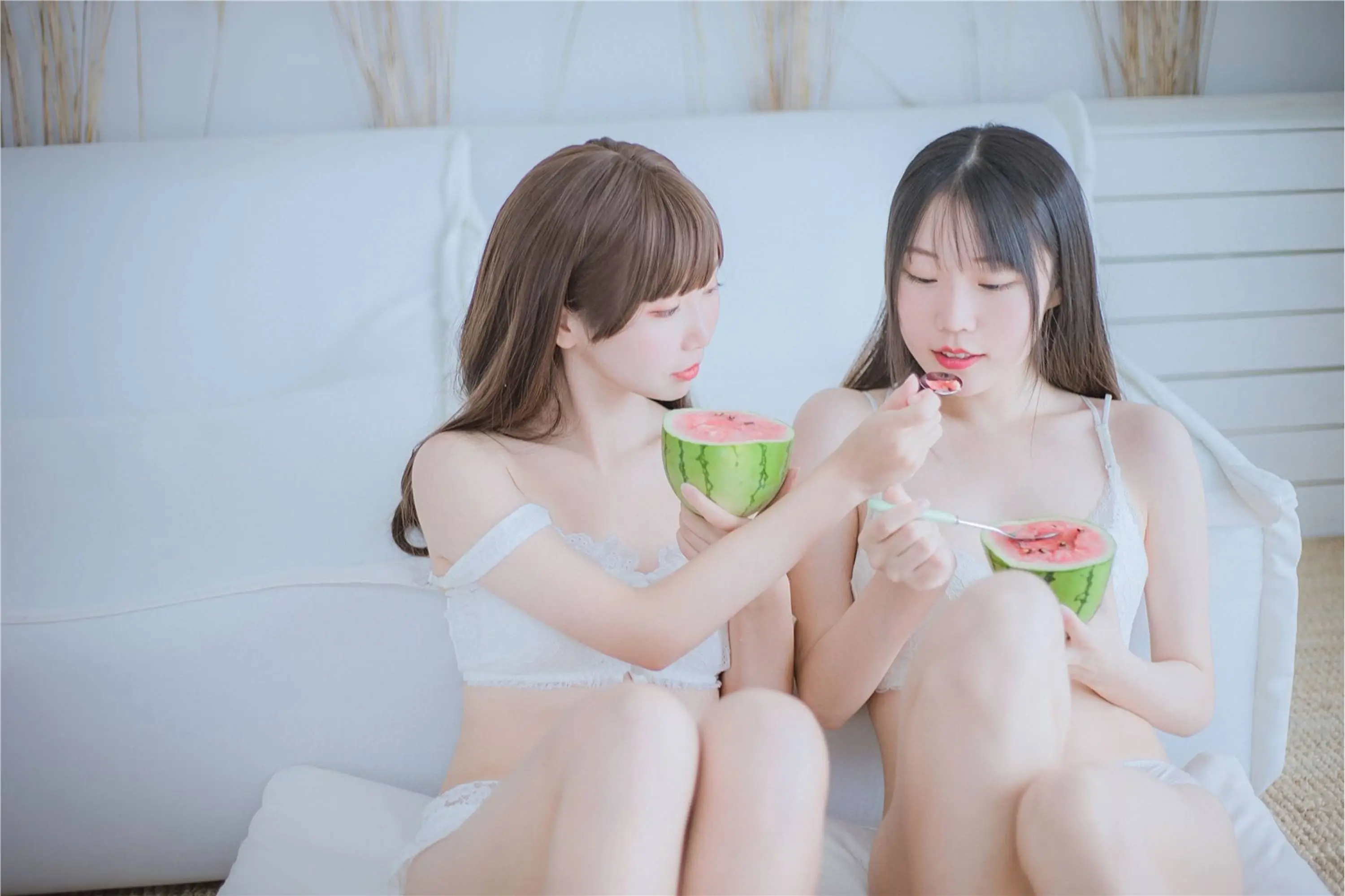 【网路收集系列】福利姬 香草喵露露《 饼饼和香草喵 》VIP福利帖【25P】